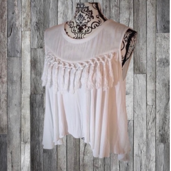 Mustard Seed Fringe Sleeveless Crop Top - Picture 3 of 8